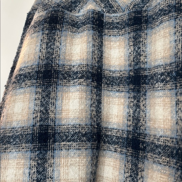 LA Hearts Oversized Plaid Flannel Shacket Jacket Size M / L - Picture 4 of 7